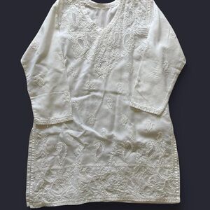 White Embroidered Kurta